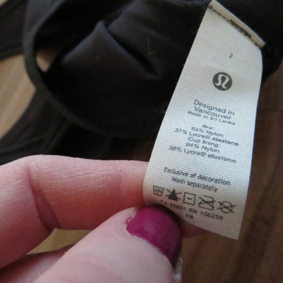LULULEMON Get in Line Bra *Light Support, A/B Cups Black / Black - Size 2 - Picture 12 of 12